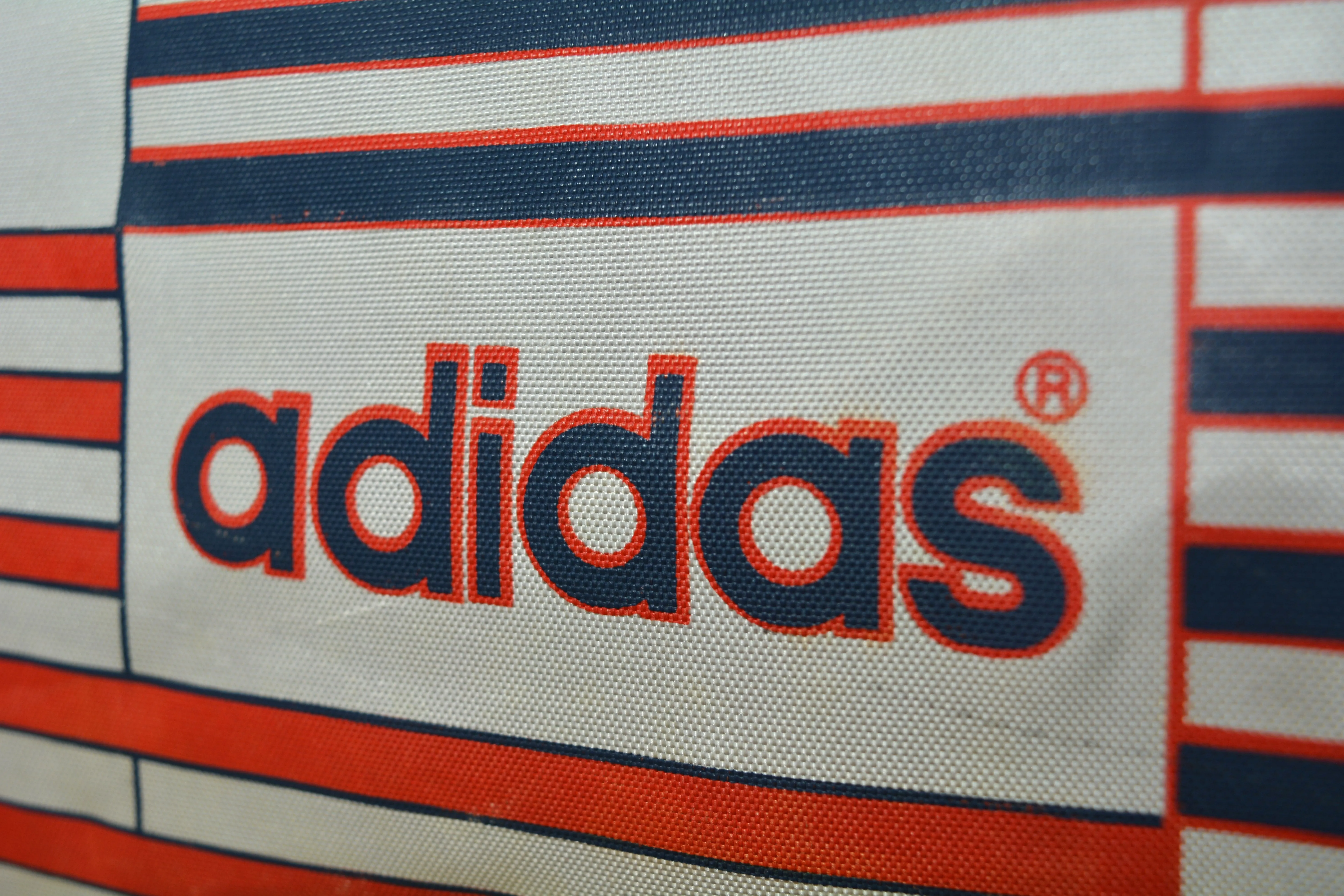 adidas Sport- / Flugtasche grau