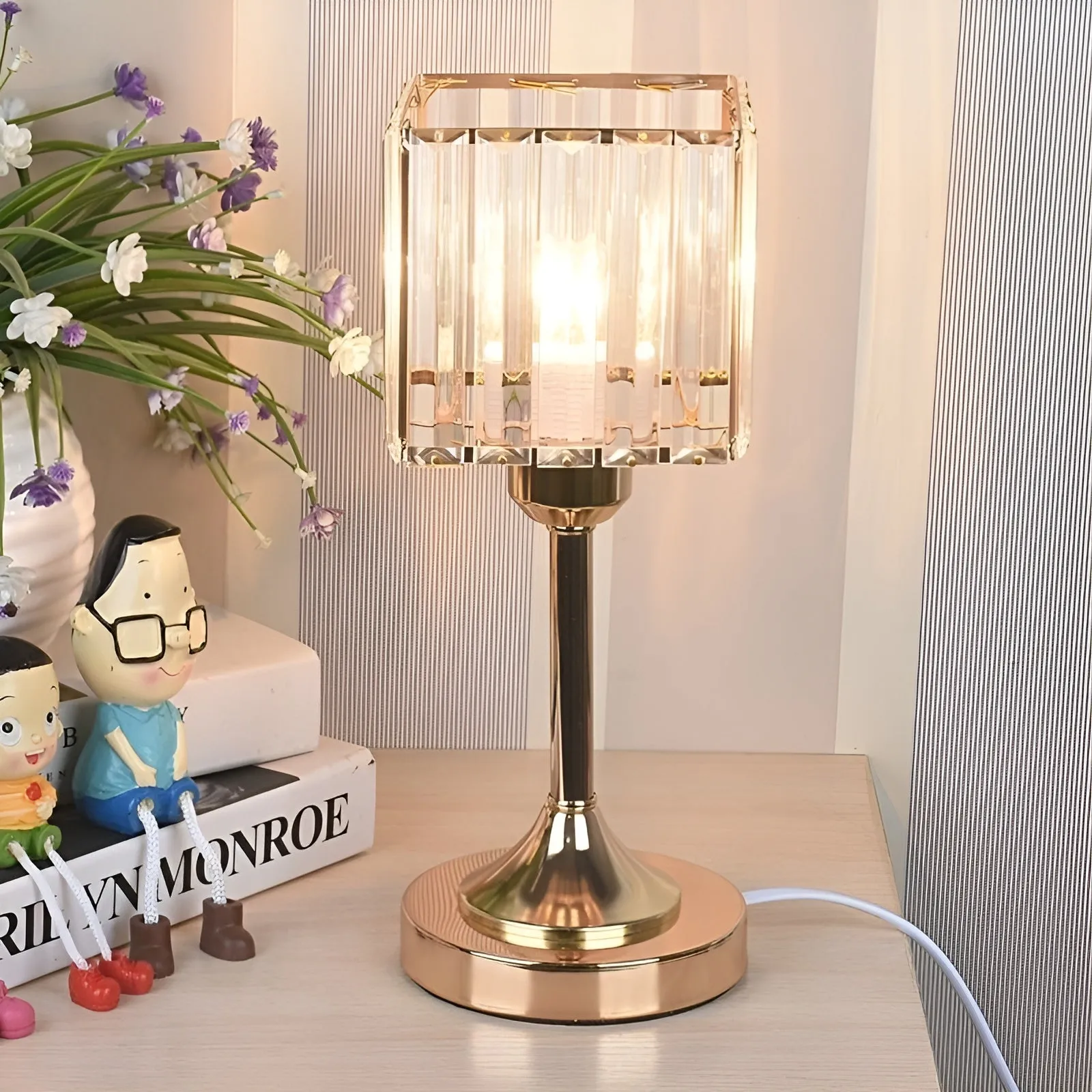 GlowGem Lamp - Nordische USB-Lade-Kristall-LED-Tischlampe