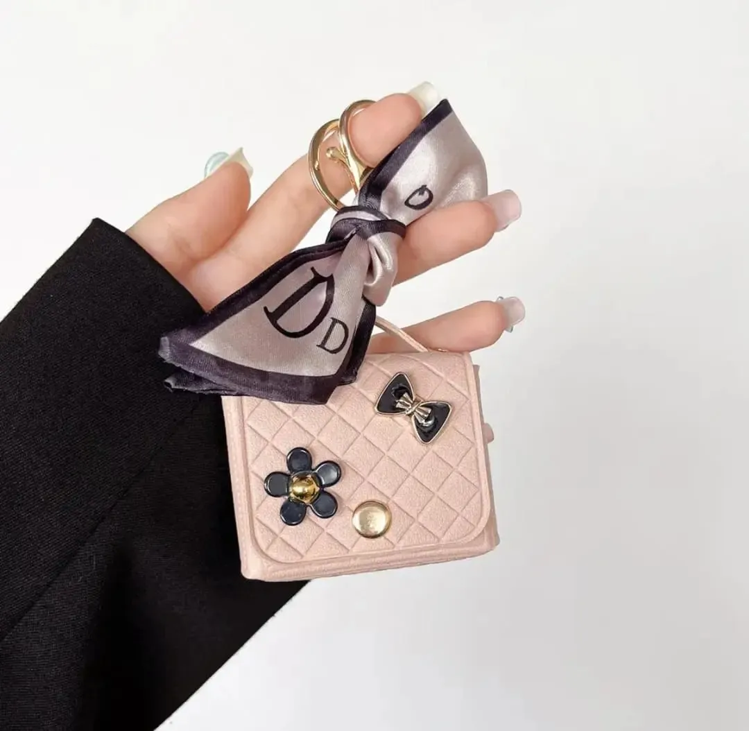 LUXE MINI KEYCHAIN BAG