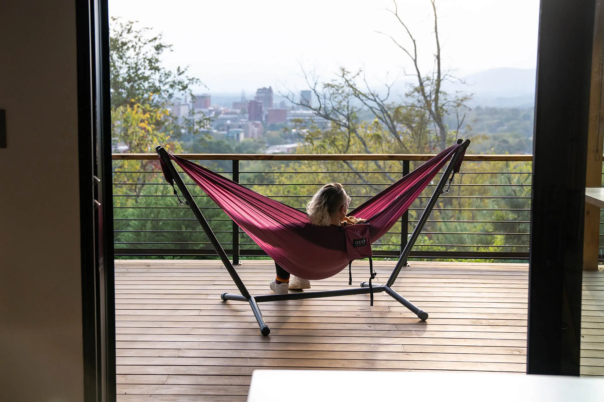 Parkway™ Adjustable Hammock Stand