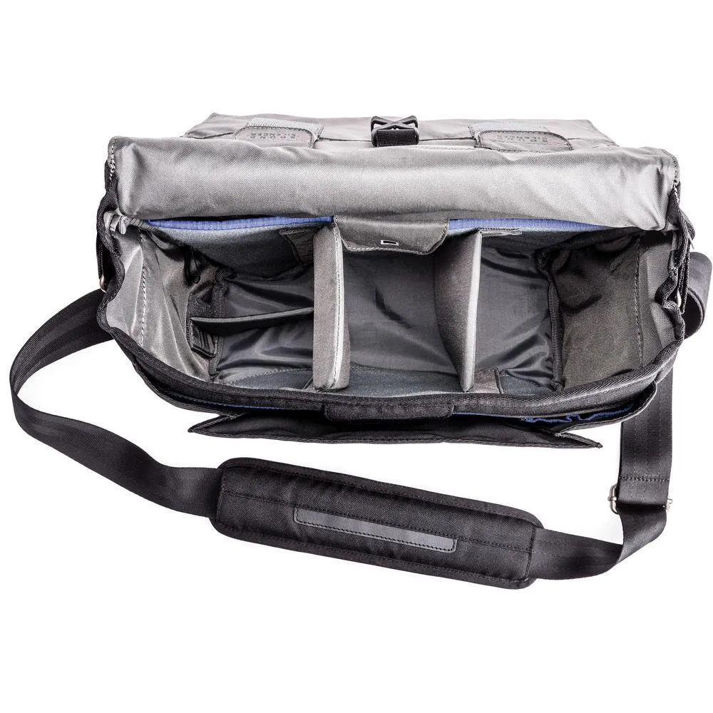 Think Tank Photo Urban Approach 5 Shoulder Bag for Mirrorless Cameras - Black