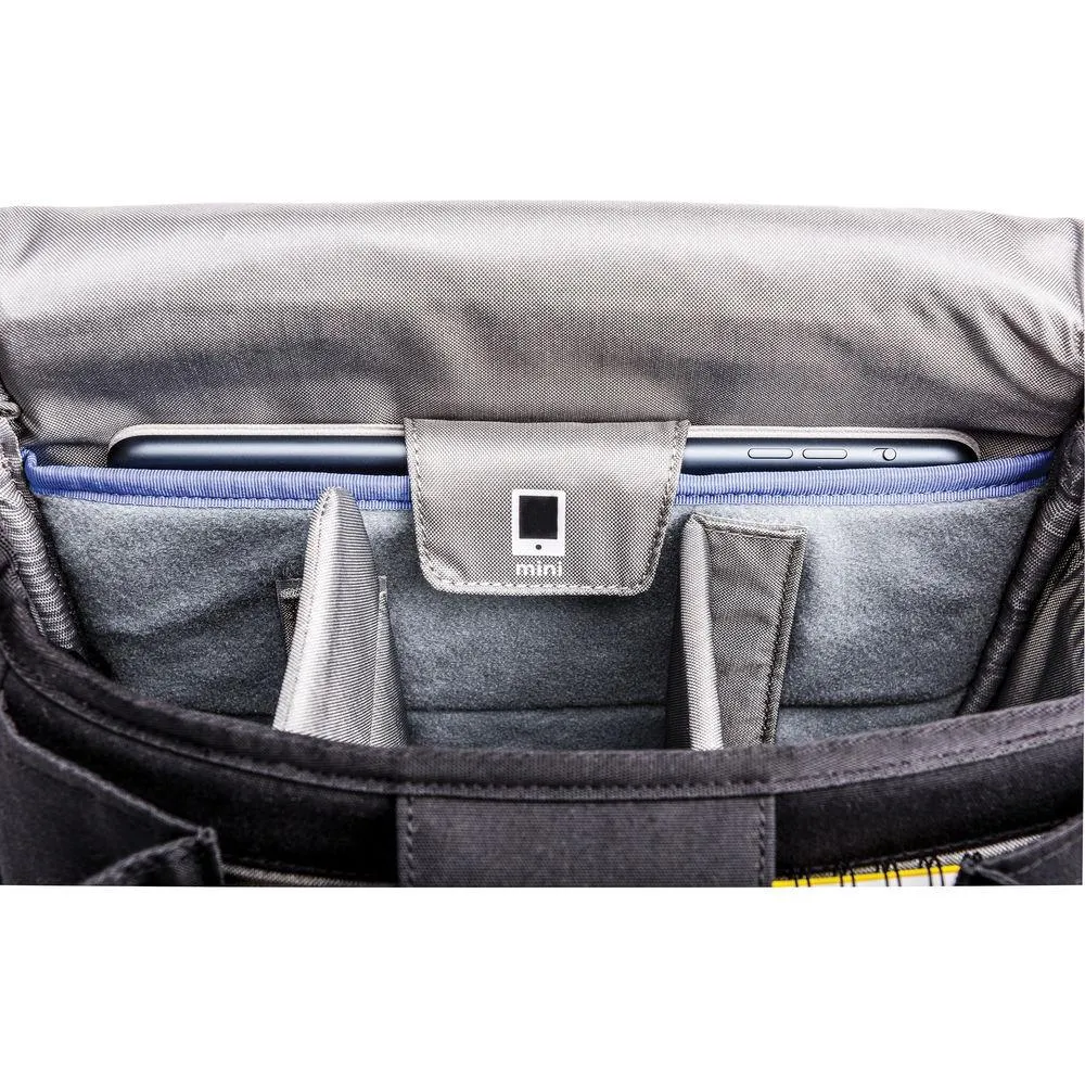 Think Tank Photo Urban Approach 5 Shoulder Bag for Mirrorless Cameras - Black